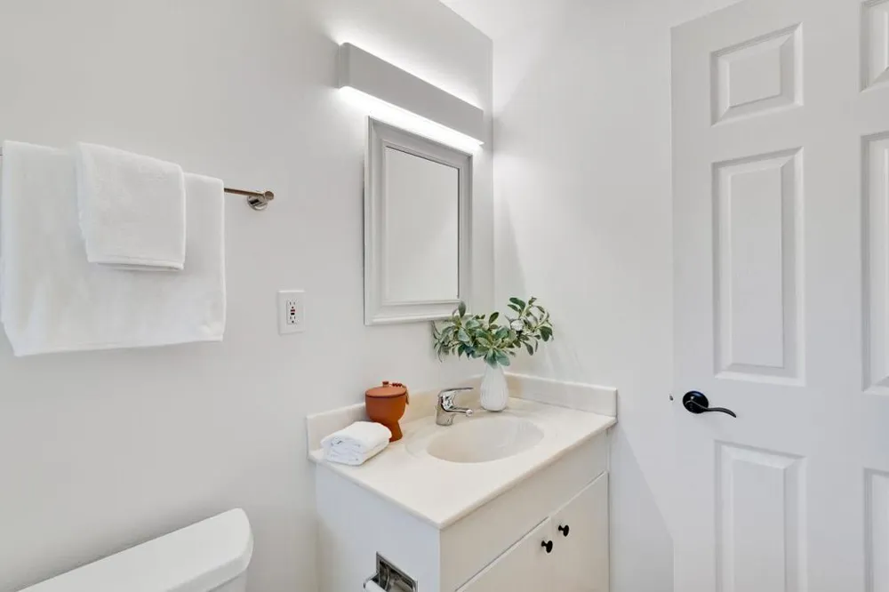 10936 Linda Vista Drive Cupertino, CA 95014