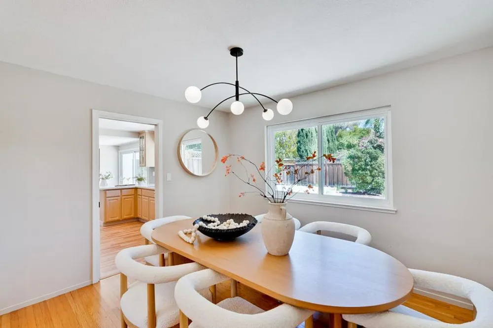 10936 Linda Vista Drive Cupertino, CA 95014