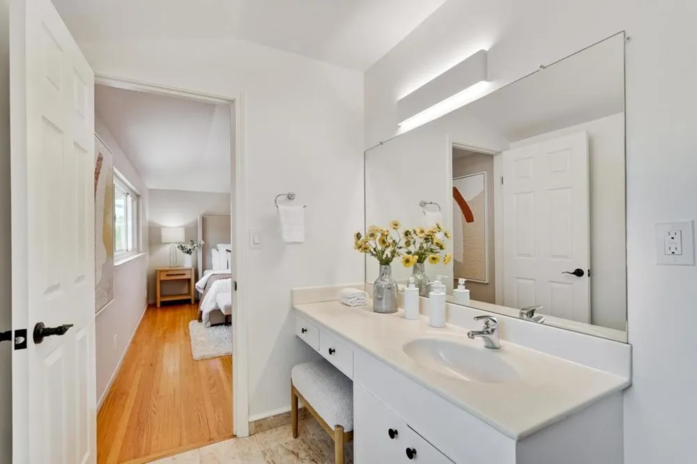 10936 Linda Vista Drive Cupertino, CA 95014