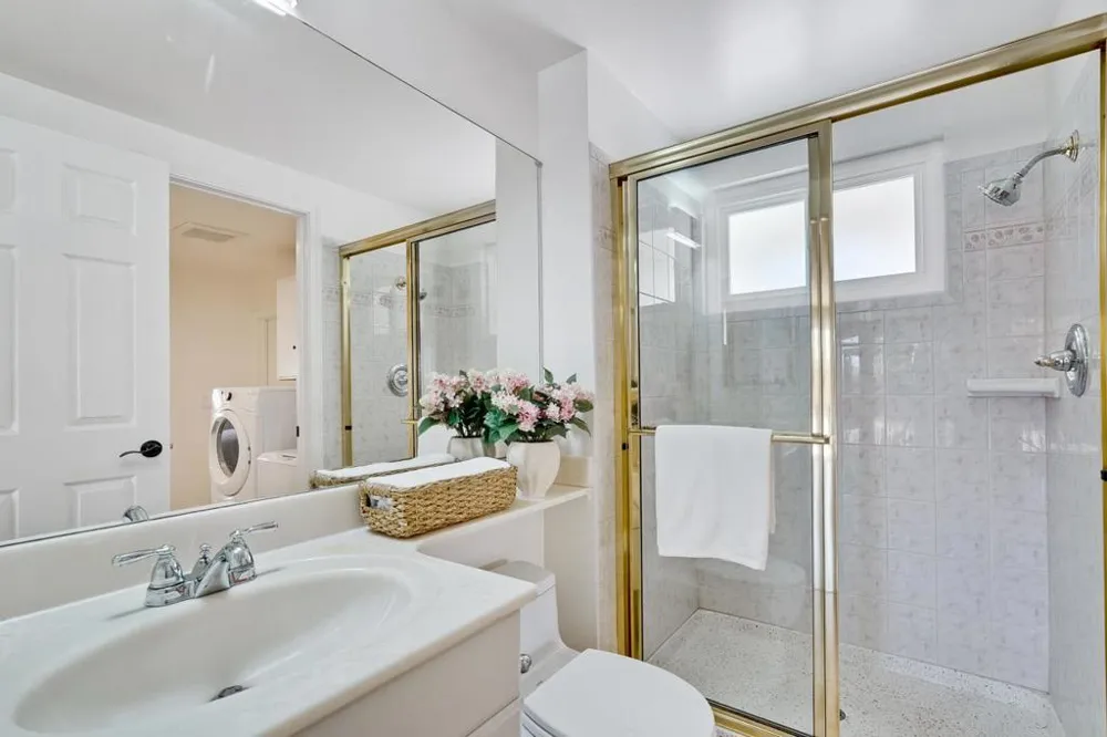 10936 Linda Vista Drive Cupertino, CA 95014