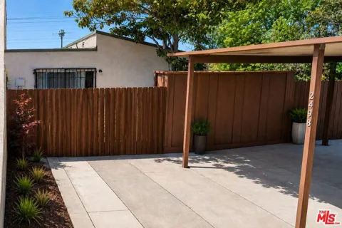2498 Sendero Way