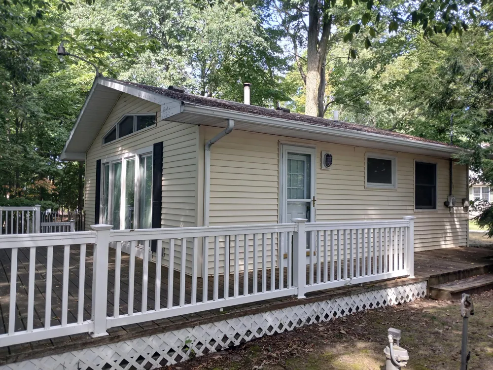 4771 Ariel Avenue Ludington, MI 49431