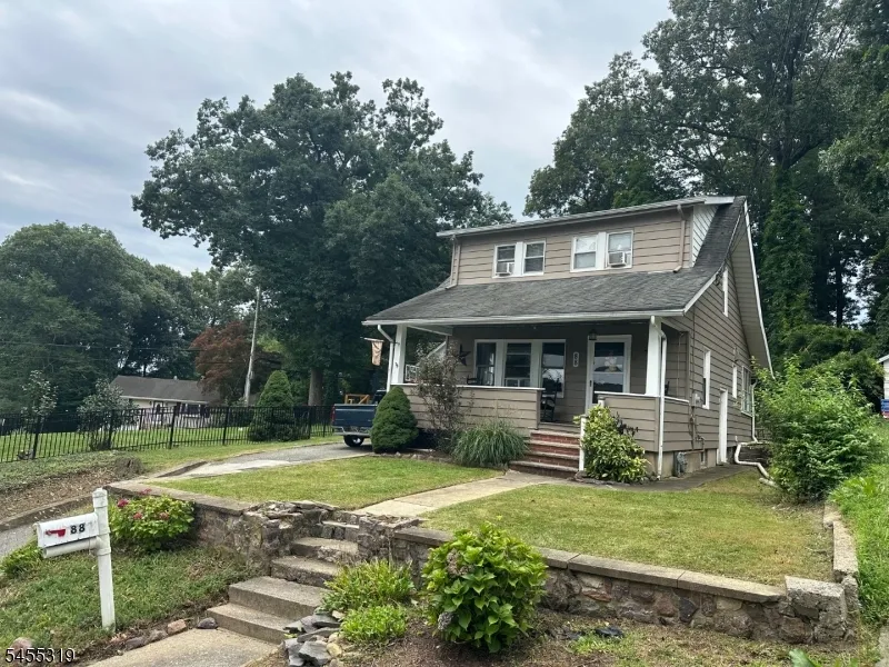 88 Chestnut Ter Rockaway, NJ 07866