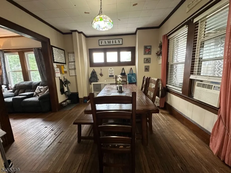 88 Chestnut Ter Rockaway, NJ 07866