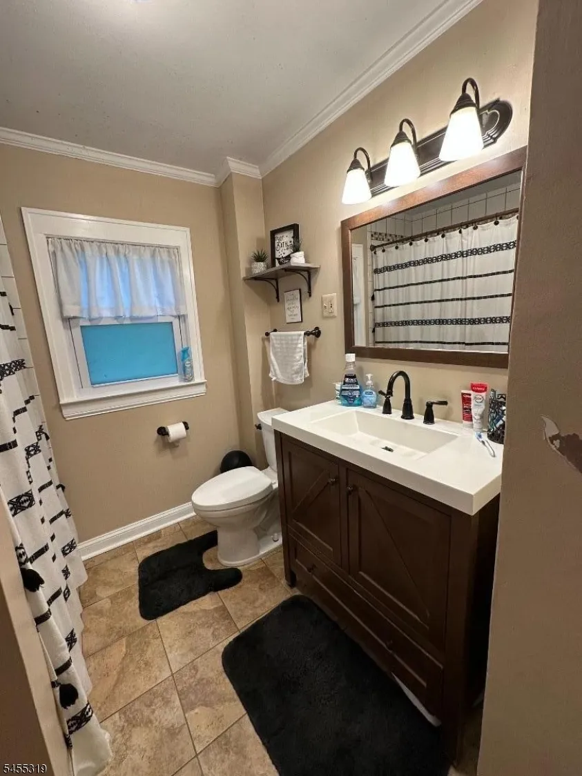 88 Chestnut Ter Rockaway, NJ 07866
