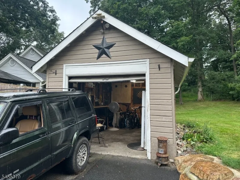 88 Chestnut Ter Rockaway, NJ 07866