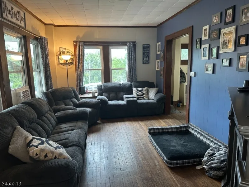 88 Chestnut Ter Rockaway, NJ 07866