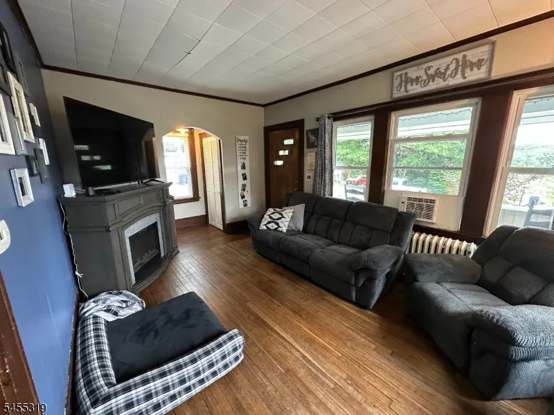 88 Chestnut Ter Rockaway, NJ 07866