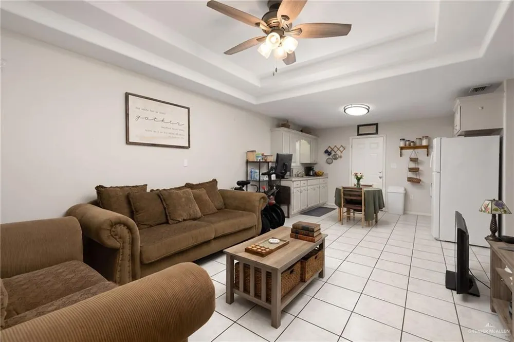 1810 W Portales Drive Edinburg, TX 78539