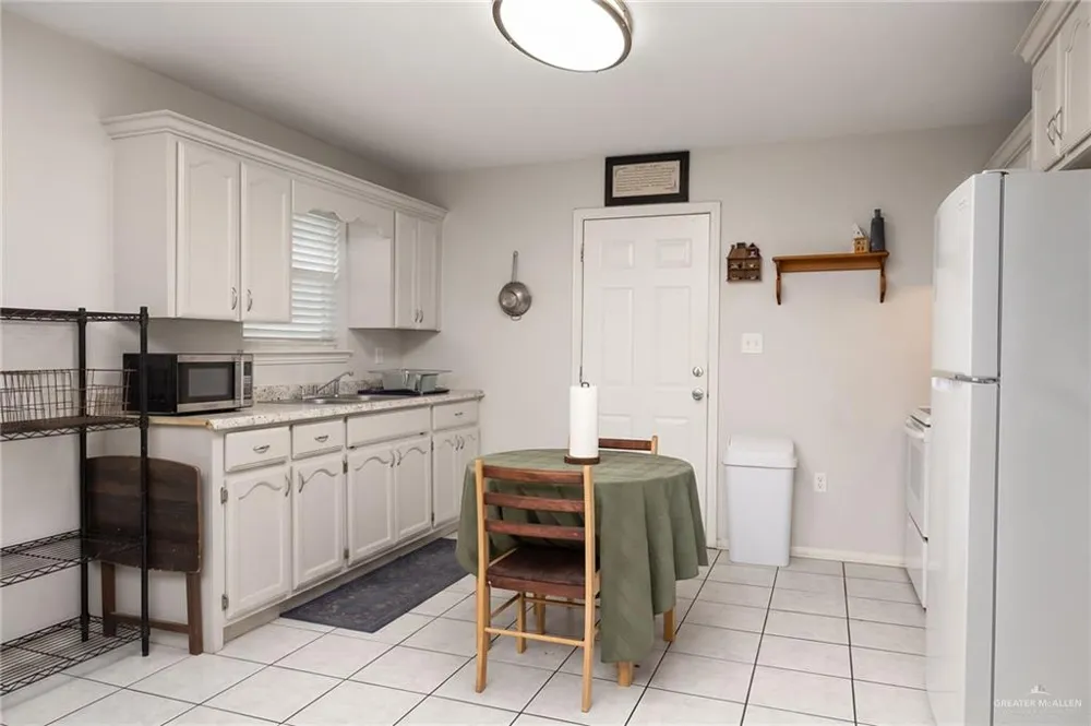 1810 W Portales Drive Edinburg, TX 78539