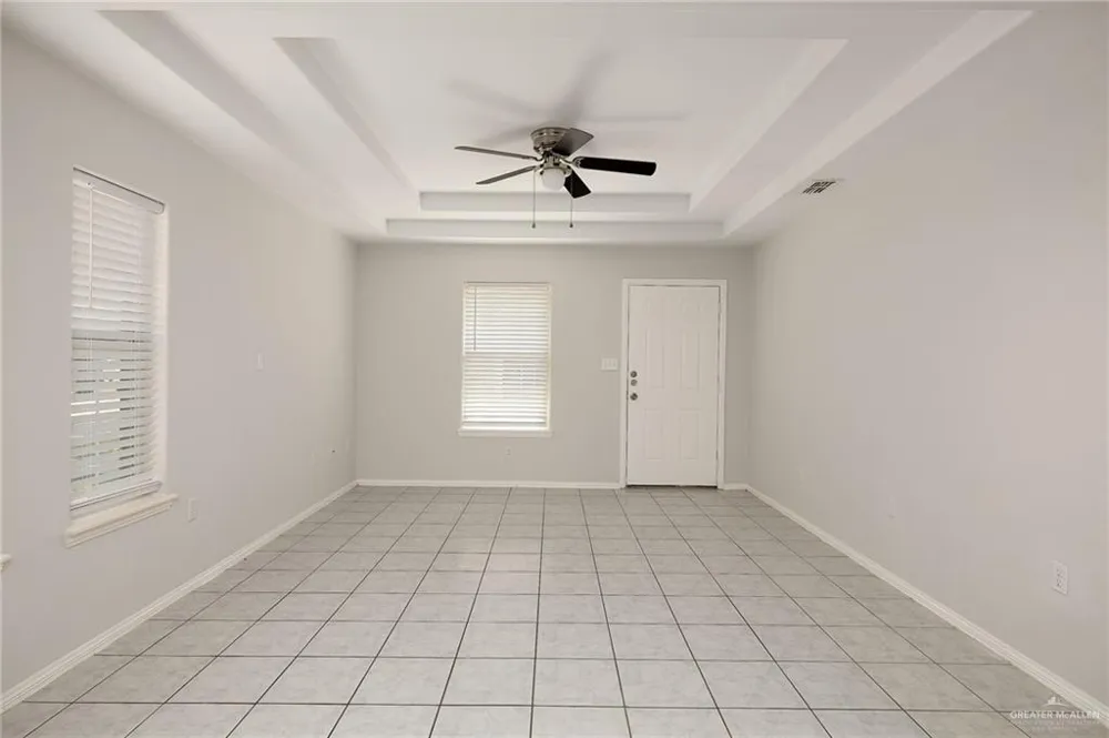1810 W Portales Drive Edinburg, TX 78539