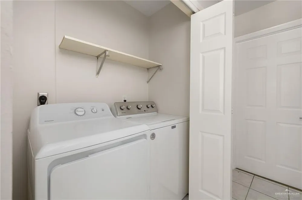 1810 W Portales Drive Edinburg, TX 78539