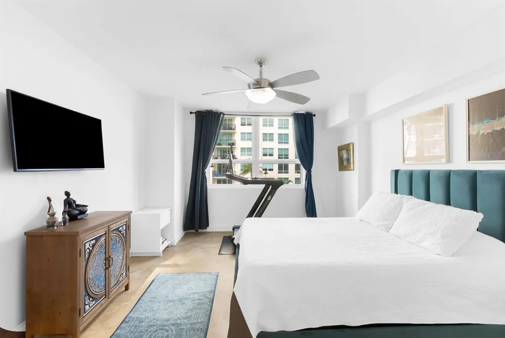 600 W Las Olas Boulevard #903 Fort Lauderdale, FL 33312