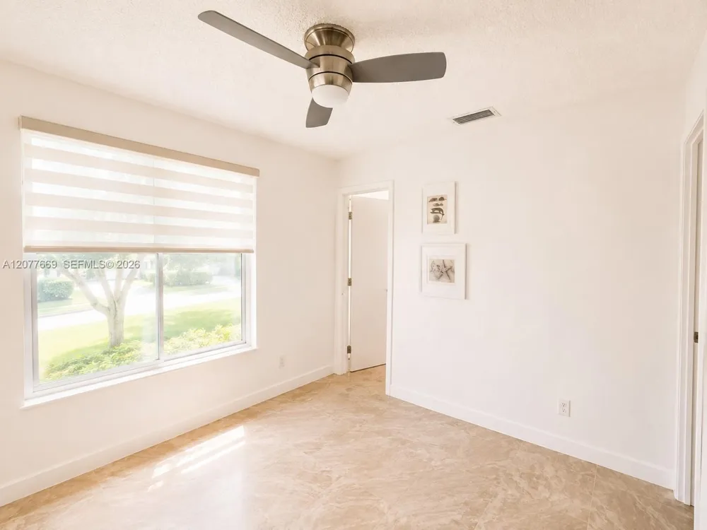 10829 NW 30th Pl #221 Sunrise, FL 33322