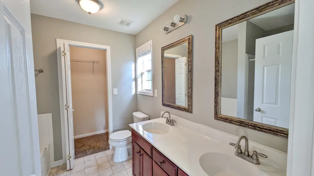 2656 Arthurs Ct Clarksville, TN 37040