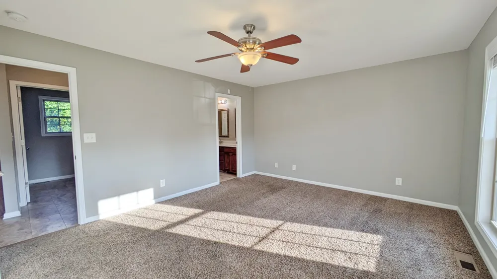 2656 Arthurs Ct Clarksville, TN 37040