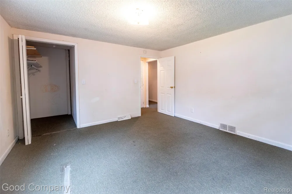 3685 Cone Avenue Rochester Hills City, MI 48309