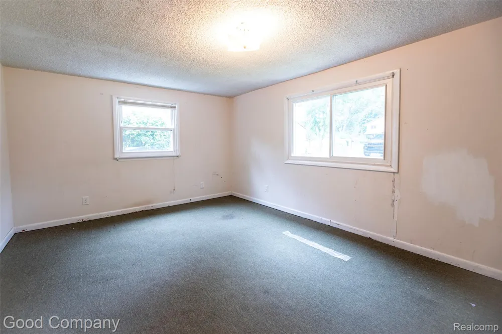 3685 Cone Avenue Rochester Hills City, MI 48309