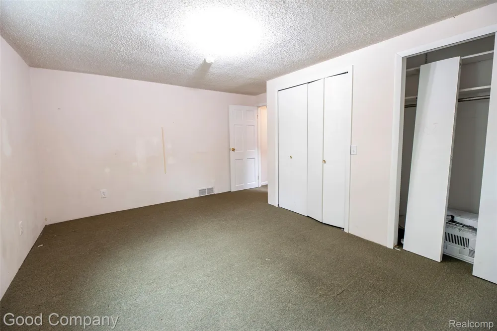 3685 Cone Avenue Rochester Hills City, MI 48309