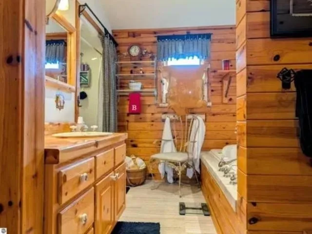 7230 Power Drive Helena Township, MI 49615