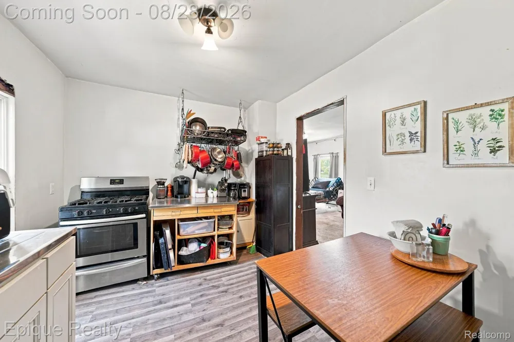 8480 Dixie Highway Ira Township, MI 48023
