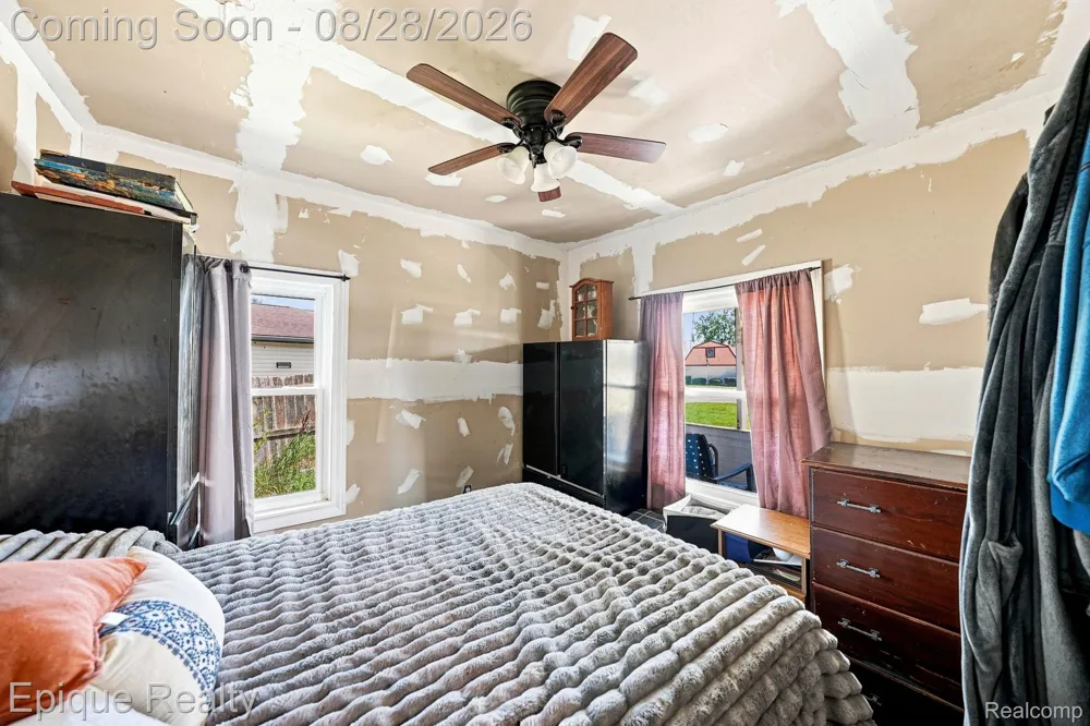 8480 Dixie Highway Ira Township, MI 48023