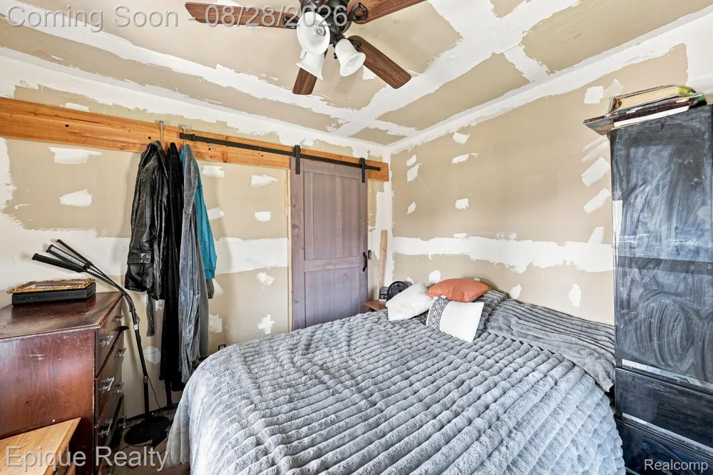 8480 Dixie Highway Ira Township, MI 48023