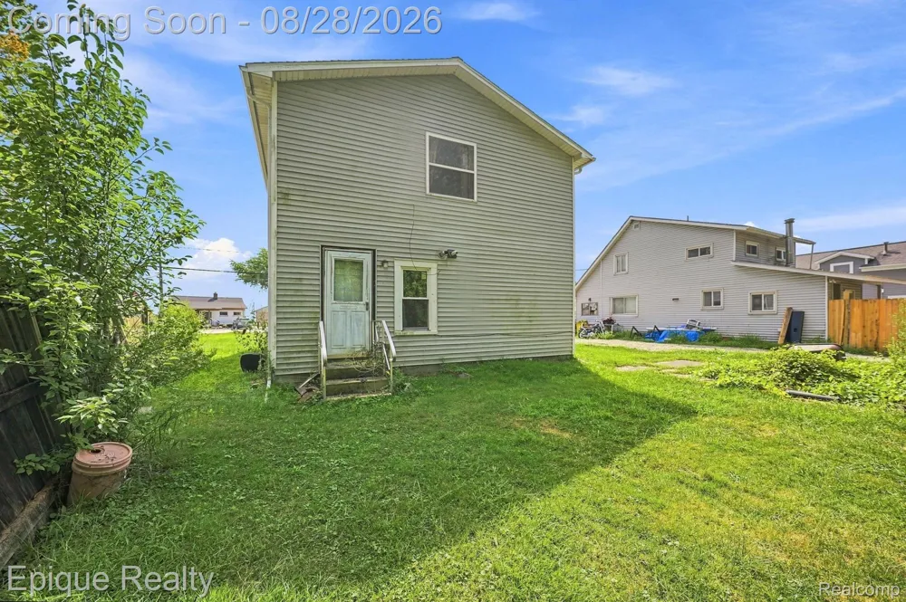 8480 Dixie Highway Ira Township, MI 48023