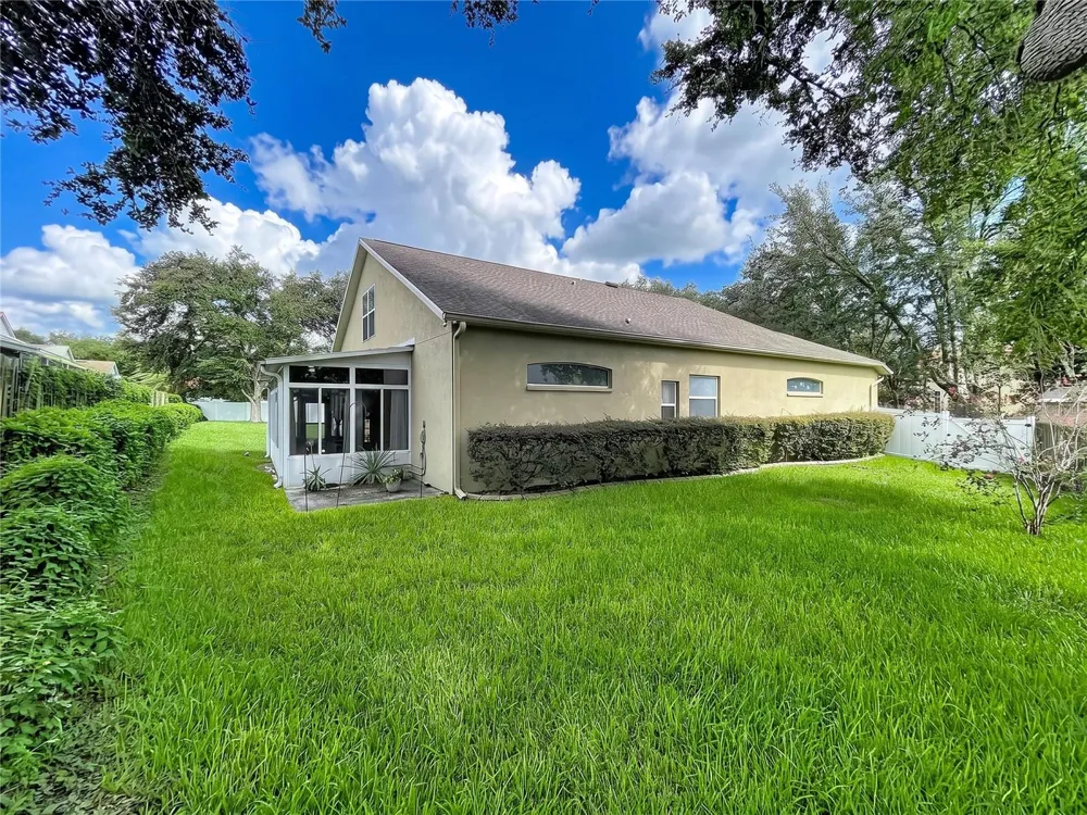 1124 SPLIT SILK STREET Valrico, FL 33594