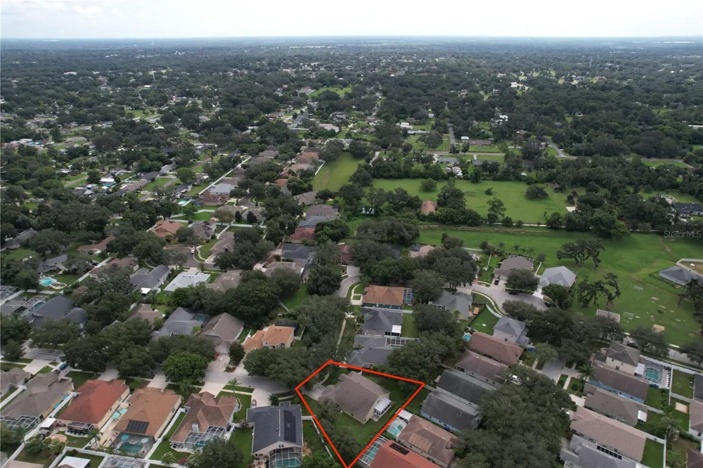1124 SPLIT SILK STREET Valrico, FL 33594