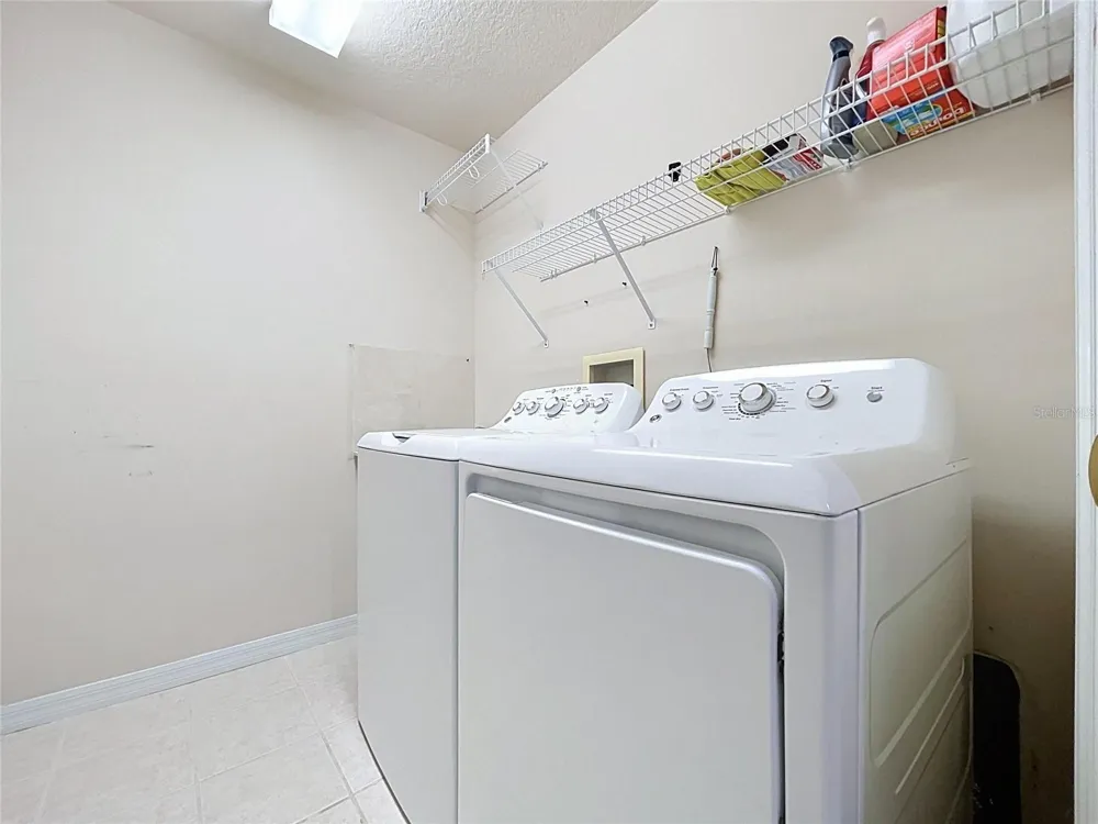 1124 SPLIT SILK STREET Valrico, FL 33594