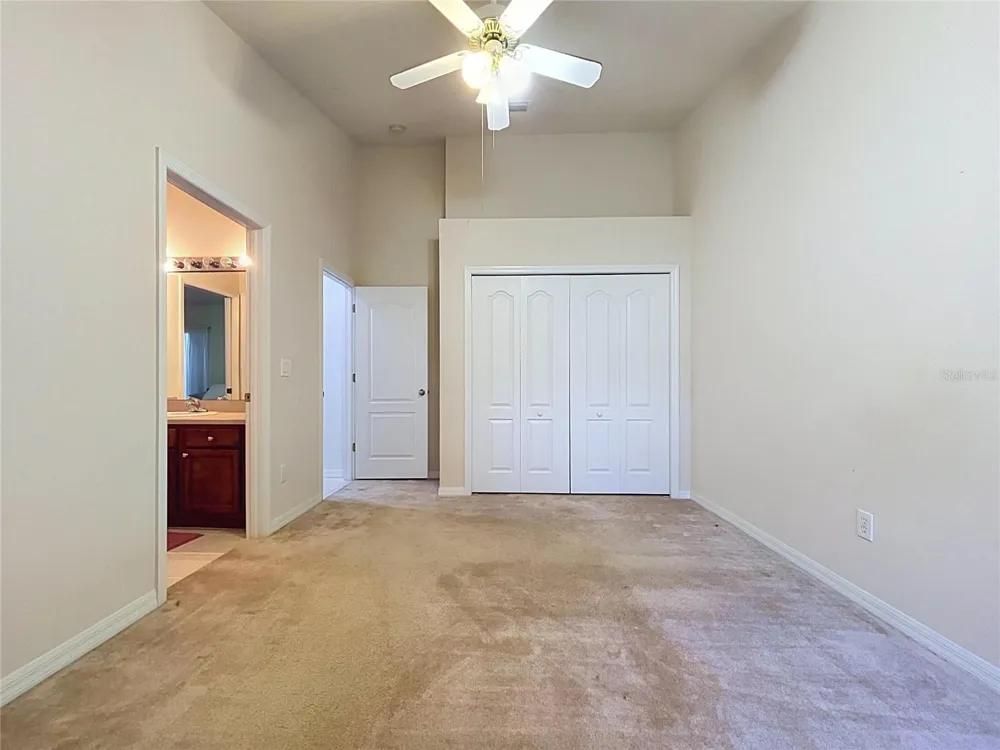 1124 SPLIT SILK STREET Valrico, FL 33594