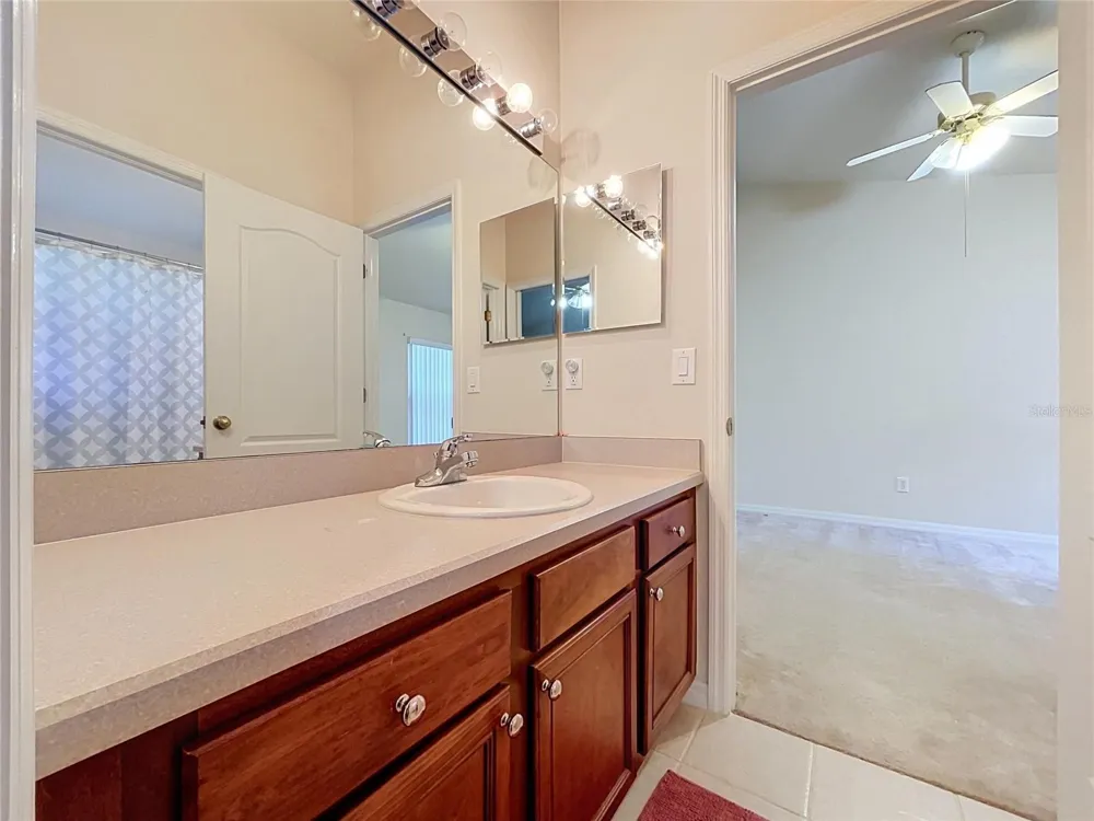 1124 SPLIT SILK STREET Valrico, FL 33594