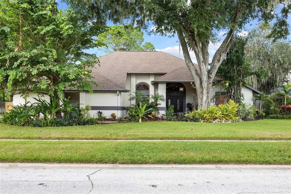 18243 CLEAR LAKE DRIVE Lutz, FL 33548