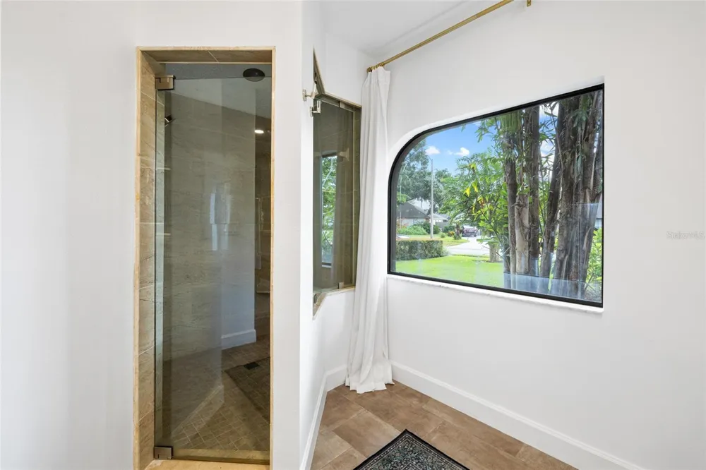 18243 CLEAR LAKE DRIVE Lutz, FL 33548