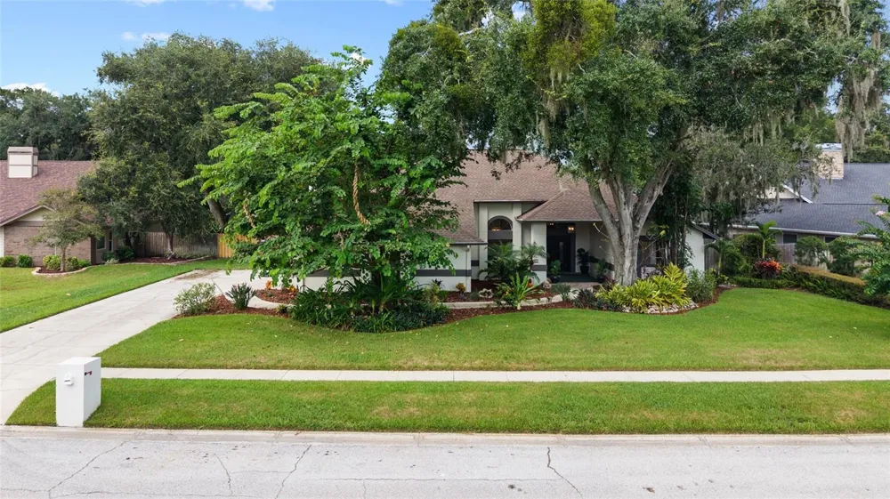 18243 CLEAR LAKE DRIVE Lutz, FL 33548