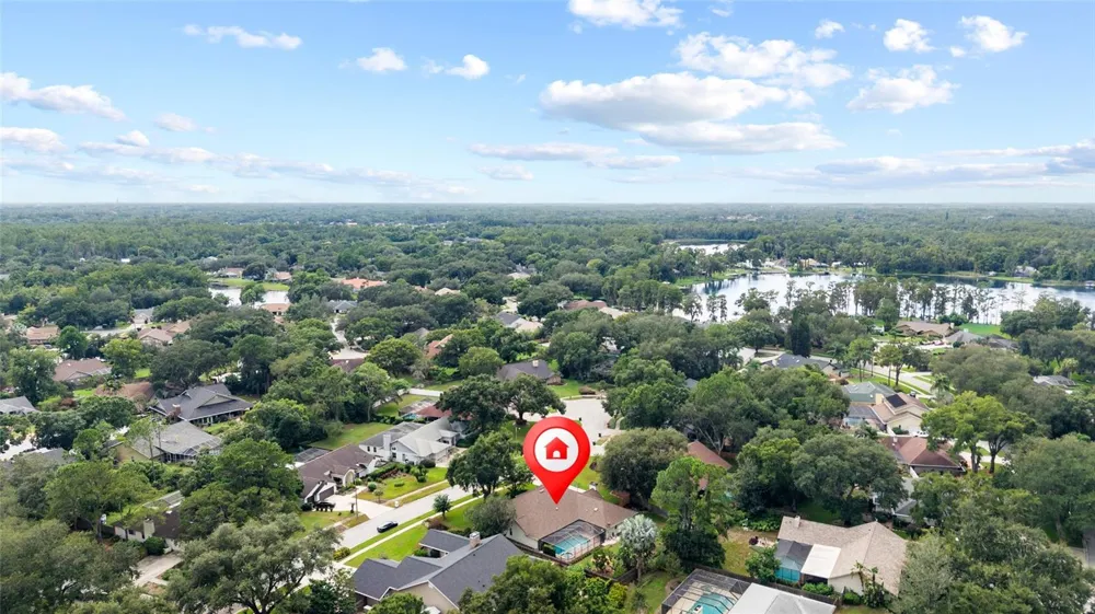 18243 CLEAR LAKE DRIVE Lutz, FL 33548