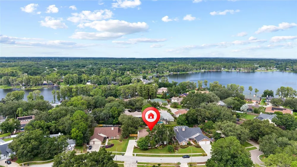 18243 CLEAR LAKE DRIVE Lutz, FL 33548