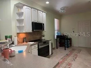 147 SHELL FALLS DRIVE Apollo Beach, FL 33572