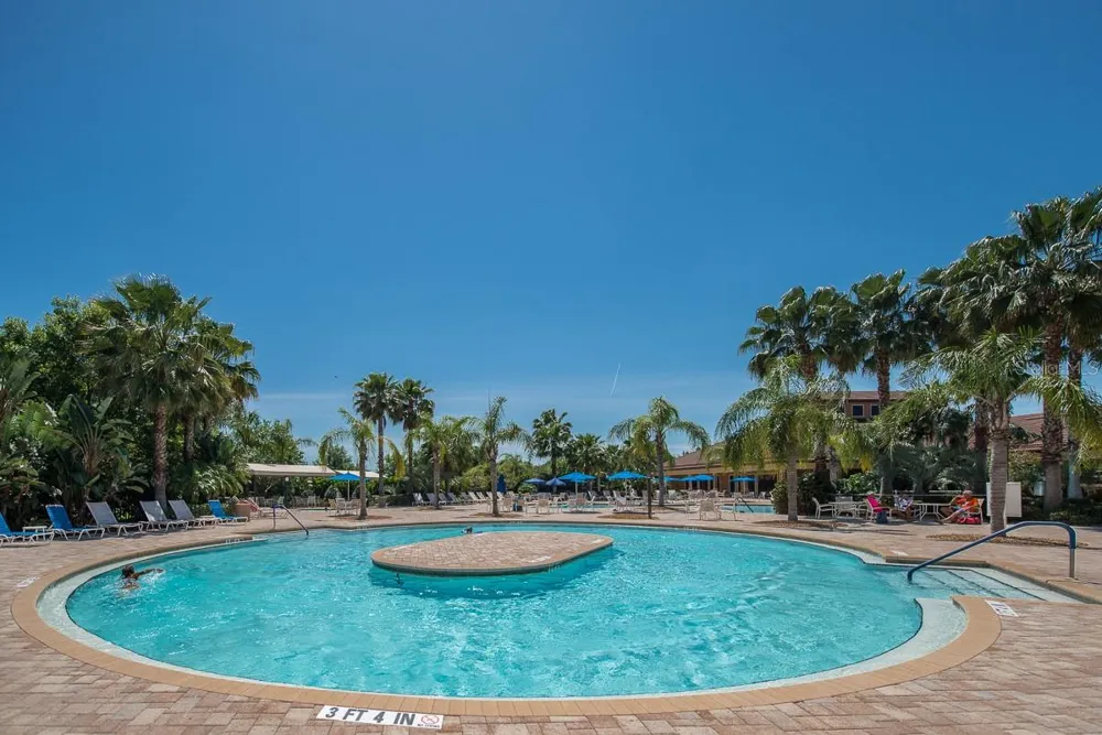 147 SHELL FALLS DRIVE Apollo Beach, FL 33572