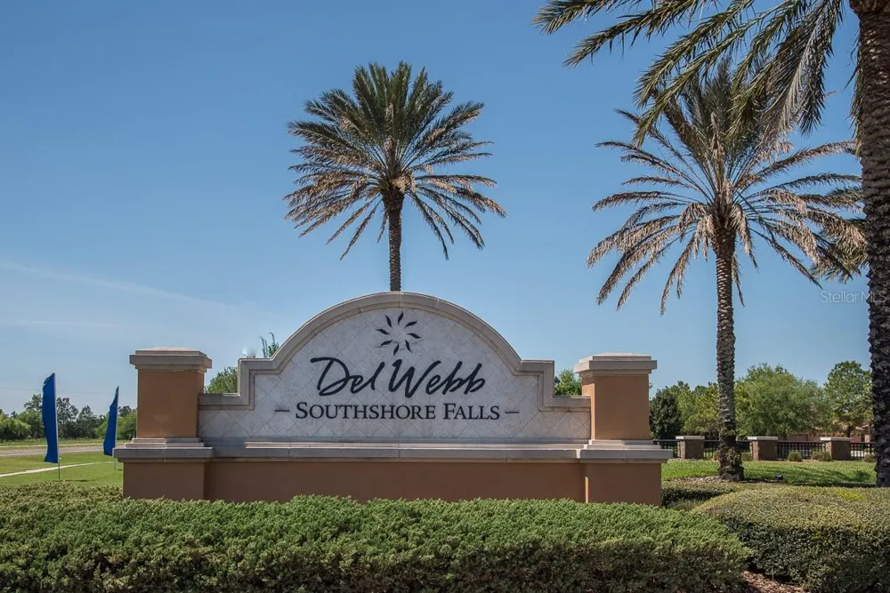 147 SHELL FALLS DRIVE Apollo Beach, FL 33572
