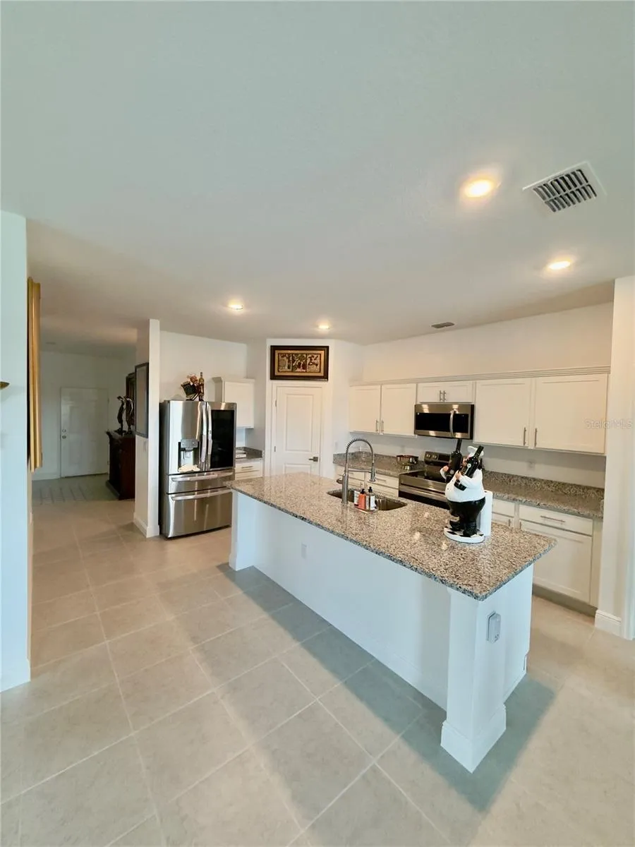 2098 GOLD DUST DRIVE Minneola, FL 34715