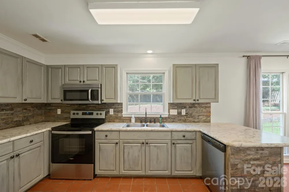 3618 Easthampton Drive Gastonia, NC 28056
