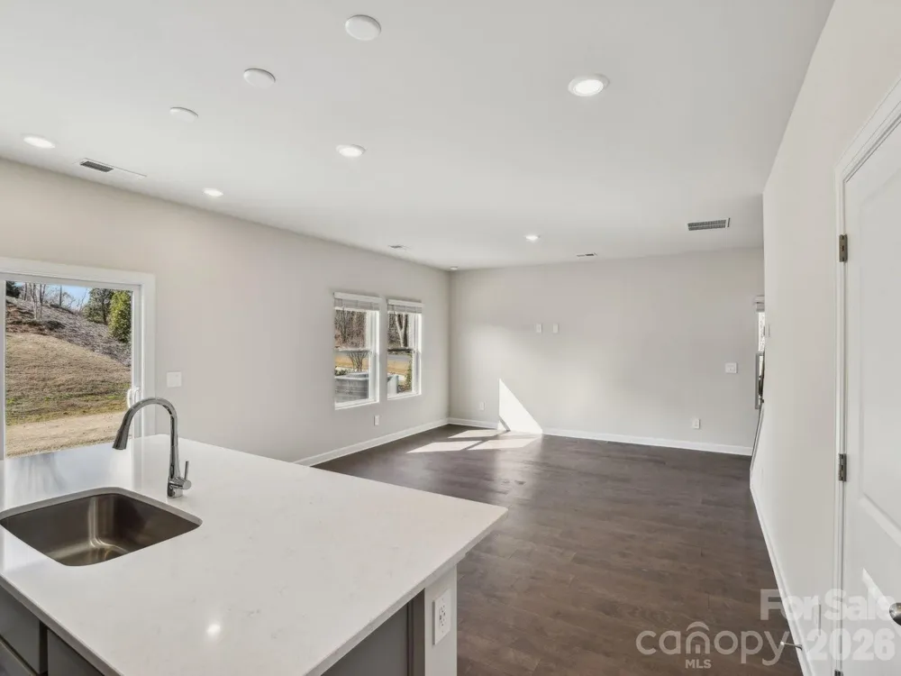 5066 Poplin Valley Cherryville, NC 28021