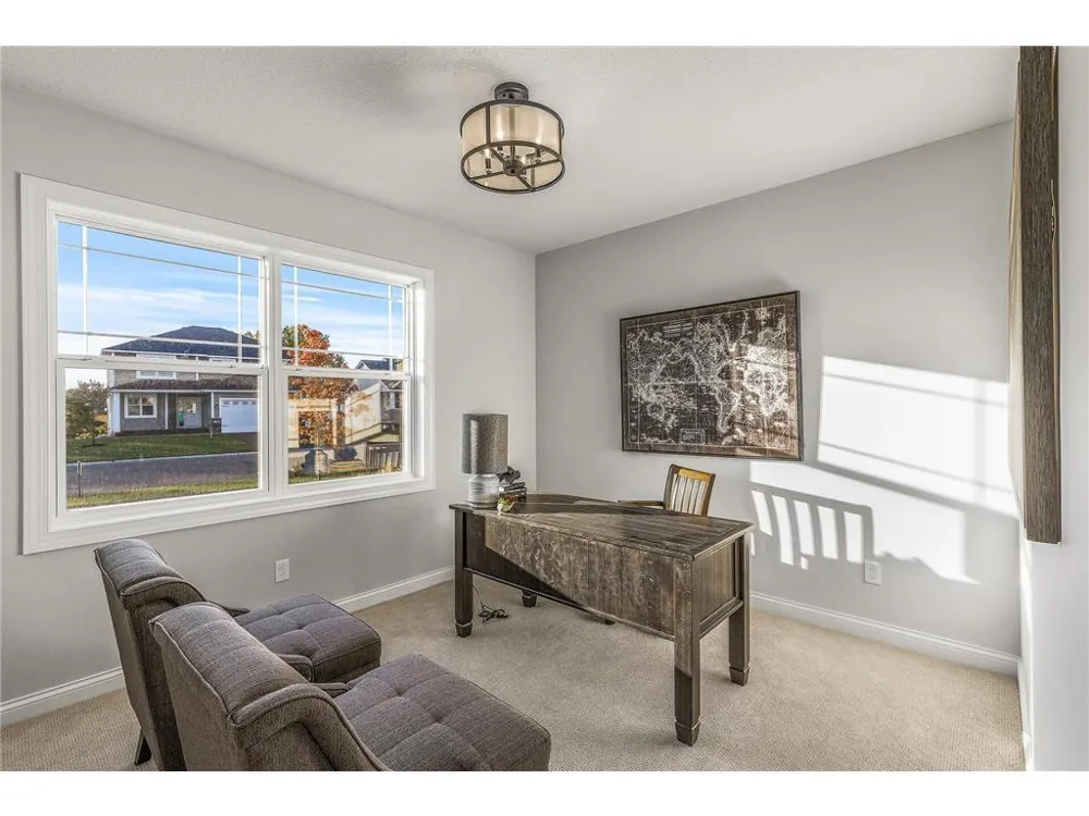 246 10th Avenue NE Hutchinson, MN 55350
