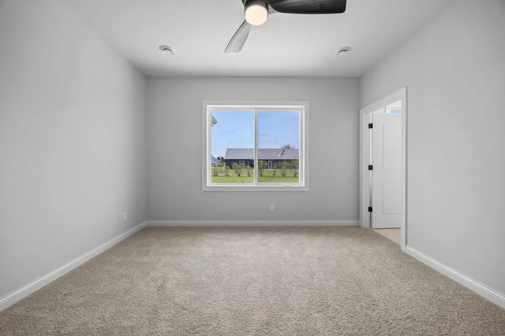216 10th Avenue NE Hutchinson, MN 55350