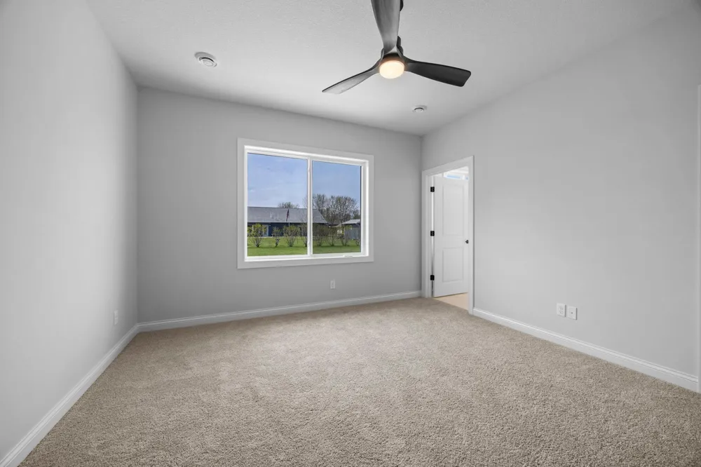 216 10th Avenue NE Hutchinson, MN 55350