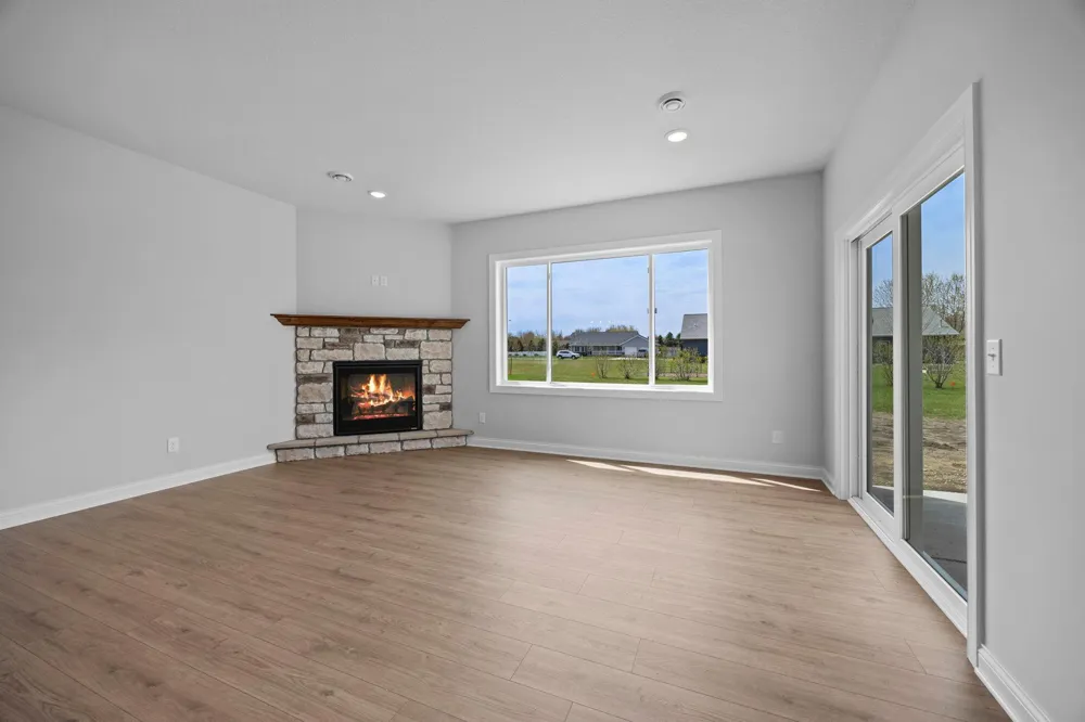 216 10th Avenue NE Hutchinson, MN 55350
