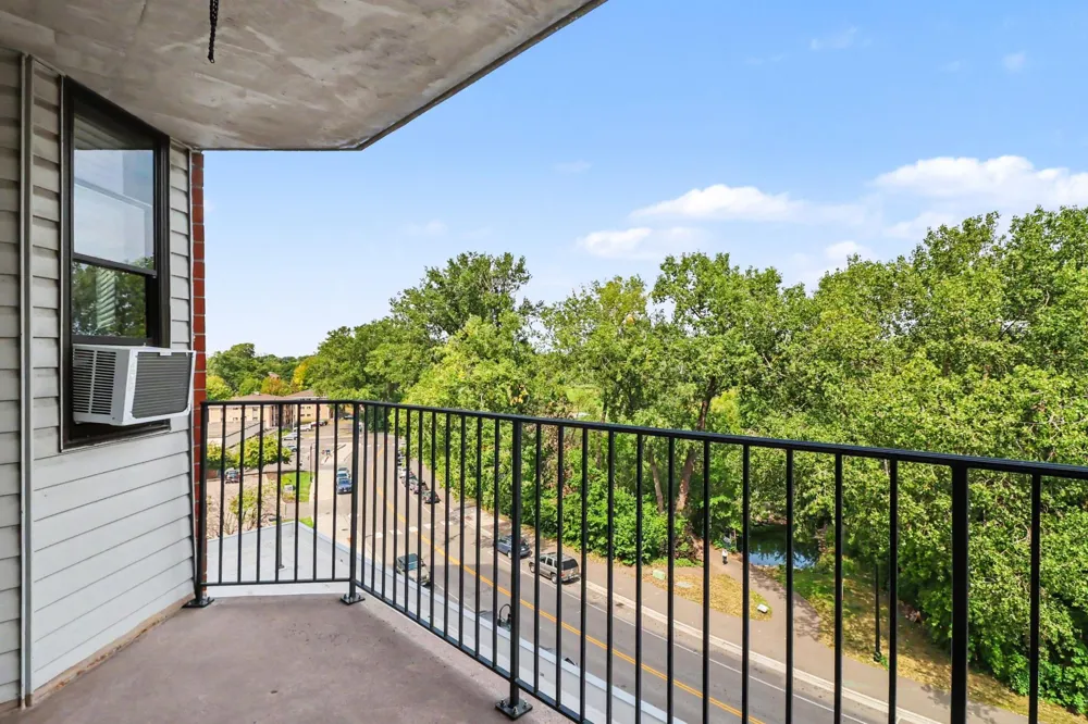 6500 Woodlake Drive #506 Richfield, MN 55423