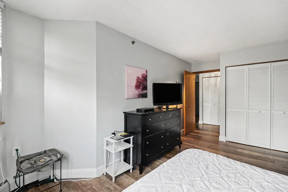 6500 Woodlake Drive #506 Richfield, MN 55423